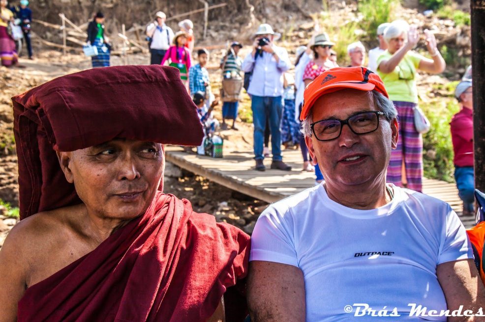 Entre o presente e o passado: em busca das histórias que o tempo não apagou.